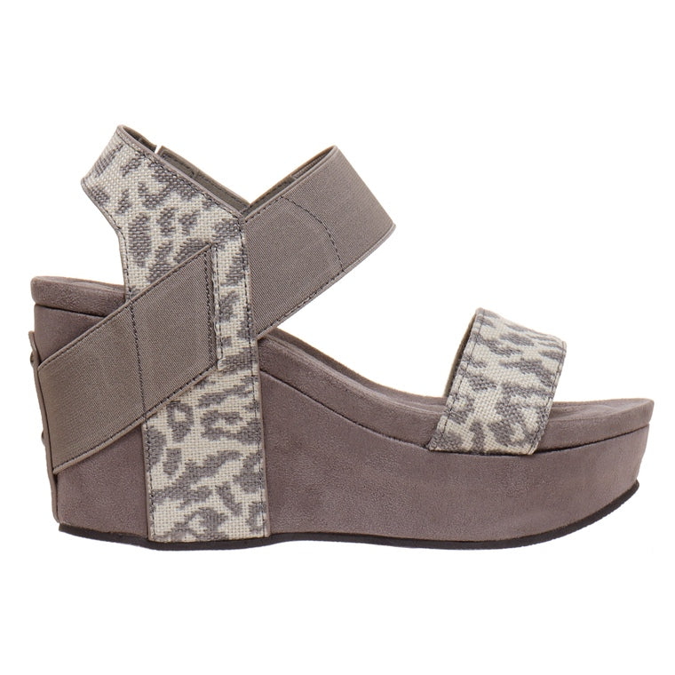 Hester 1 Sandal by Pierre Dumas - Debs on 5th